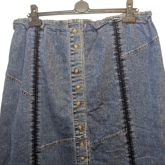 VINTAGE plus size denim maxi skirt - Picture 2 of 8